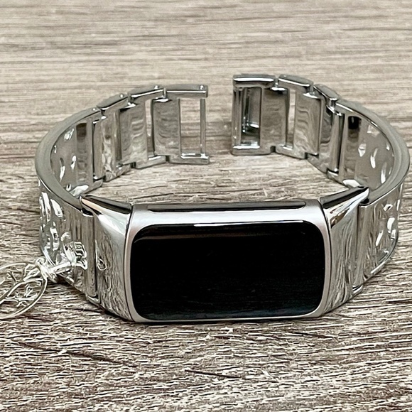 Silver Metal Band Fitbit Charge 5 Women Jewelry Tree Of Life Charm Bracelet - Picture 9 of 9